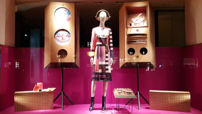  Soundsystems window wide